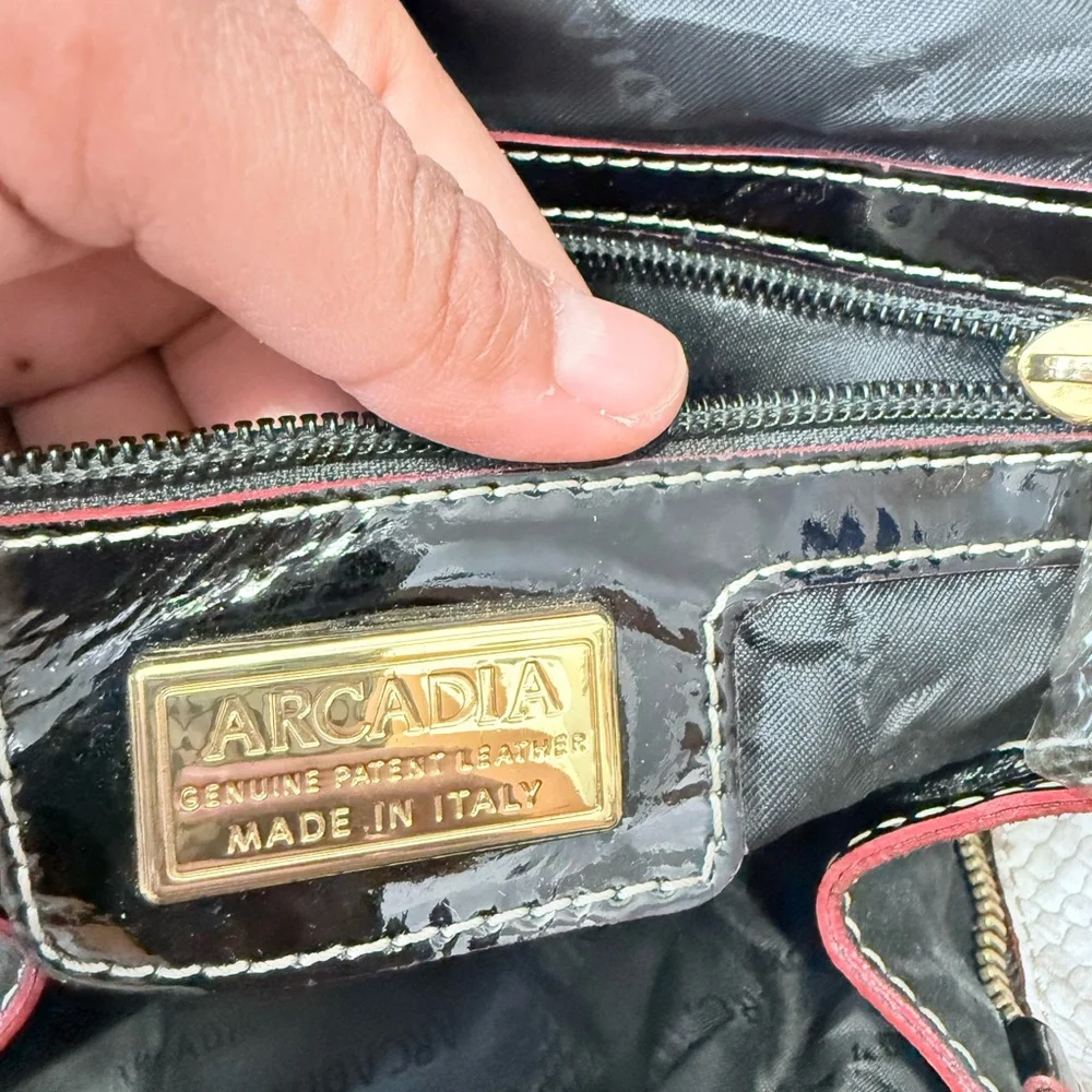 Arcadia Black Patent Leather Tote with Elegant Structure